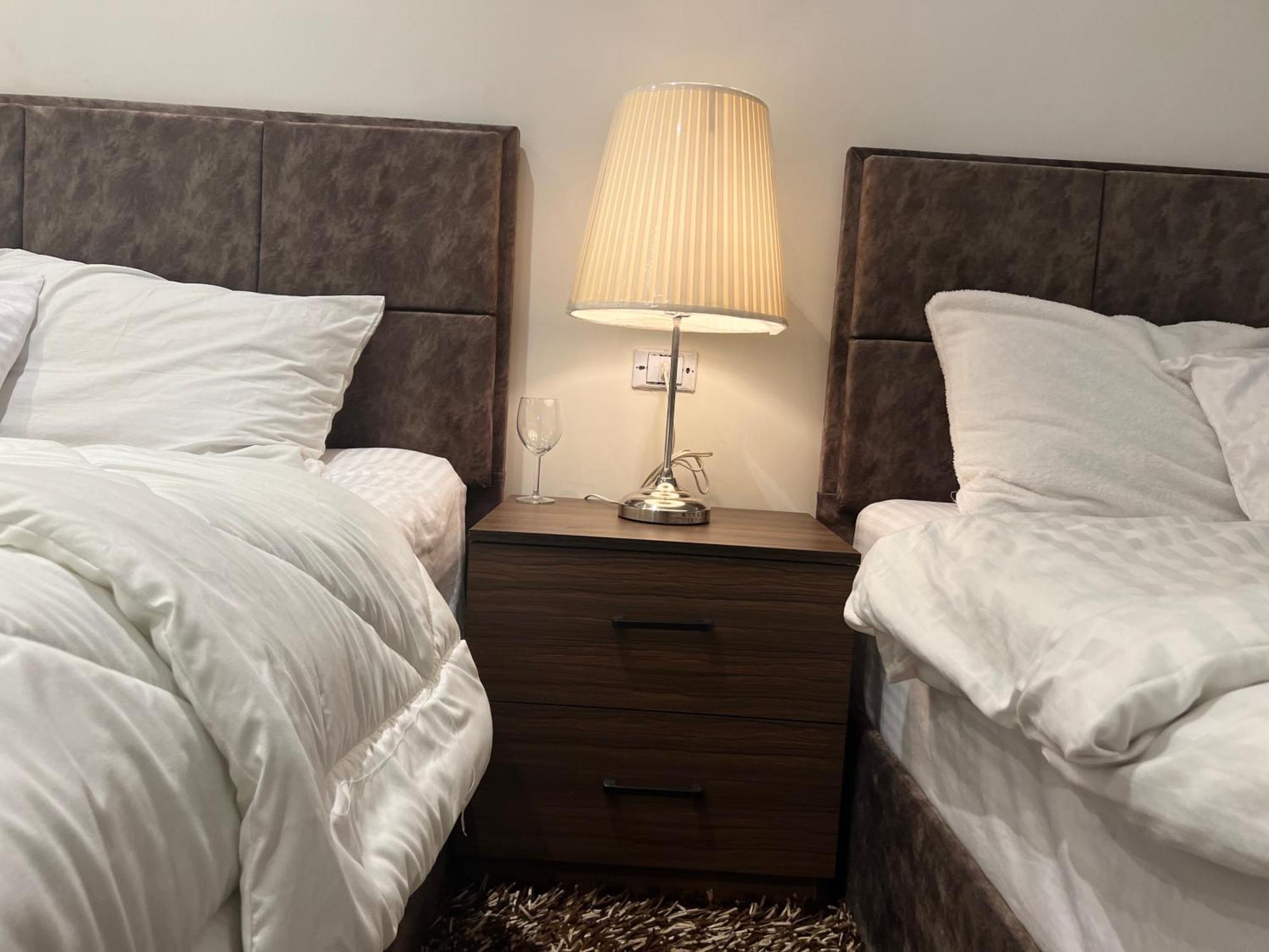 Private In Private In New 90th Street Kairo