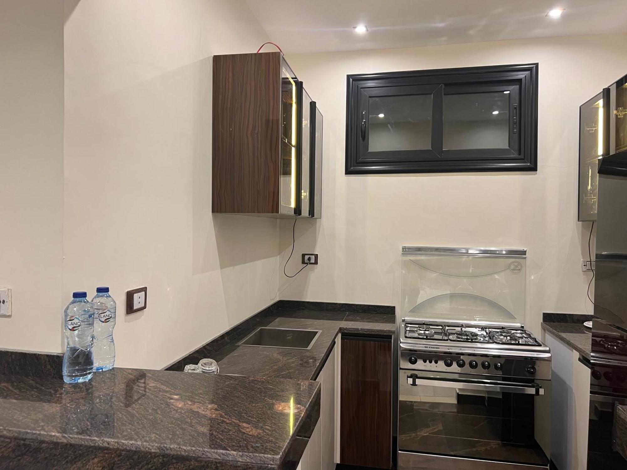 Private In Private In New 90th Street